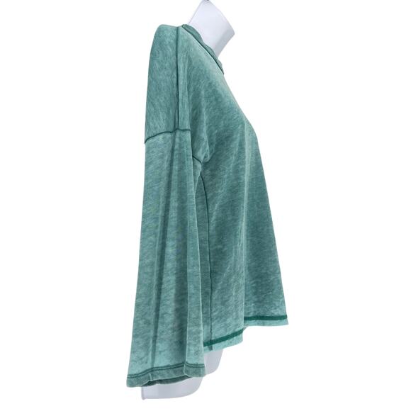 Everlily Rain Peach Love California Fleece Shirt in Green Size Small - Picture 4 of 6